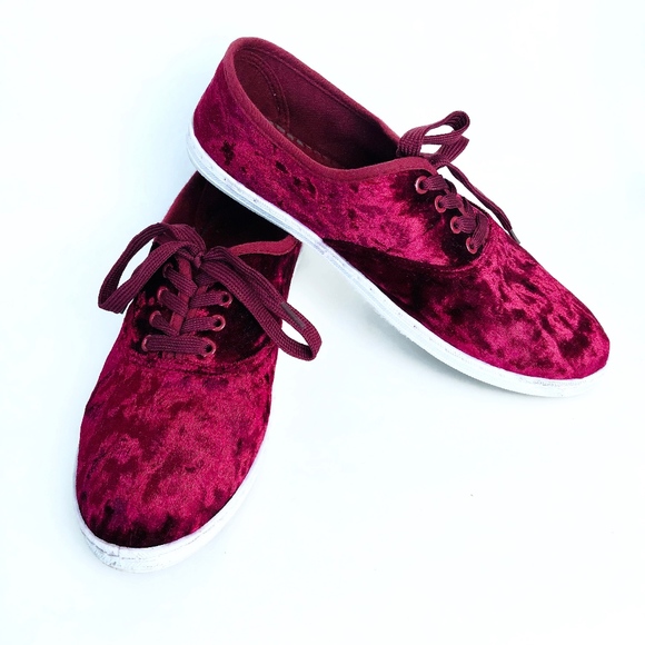 Charles Albert Shoes - Velvet Burgundy Sneakers F21 White Sole